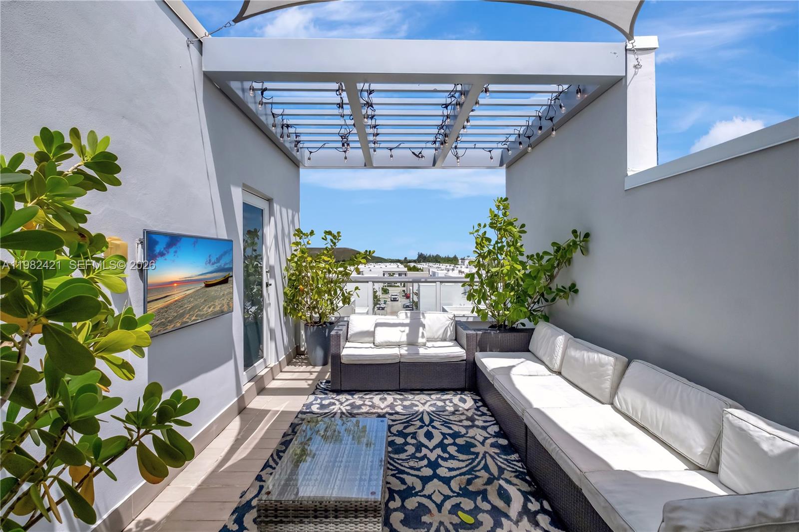 6630 NW 104th Path Doral, FL 33178