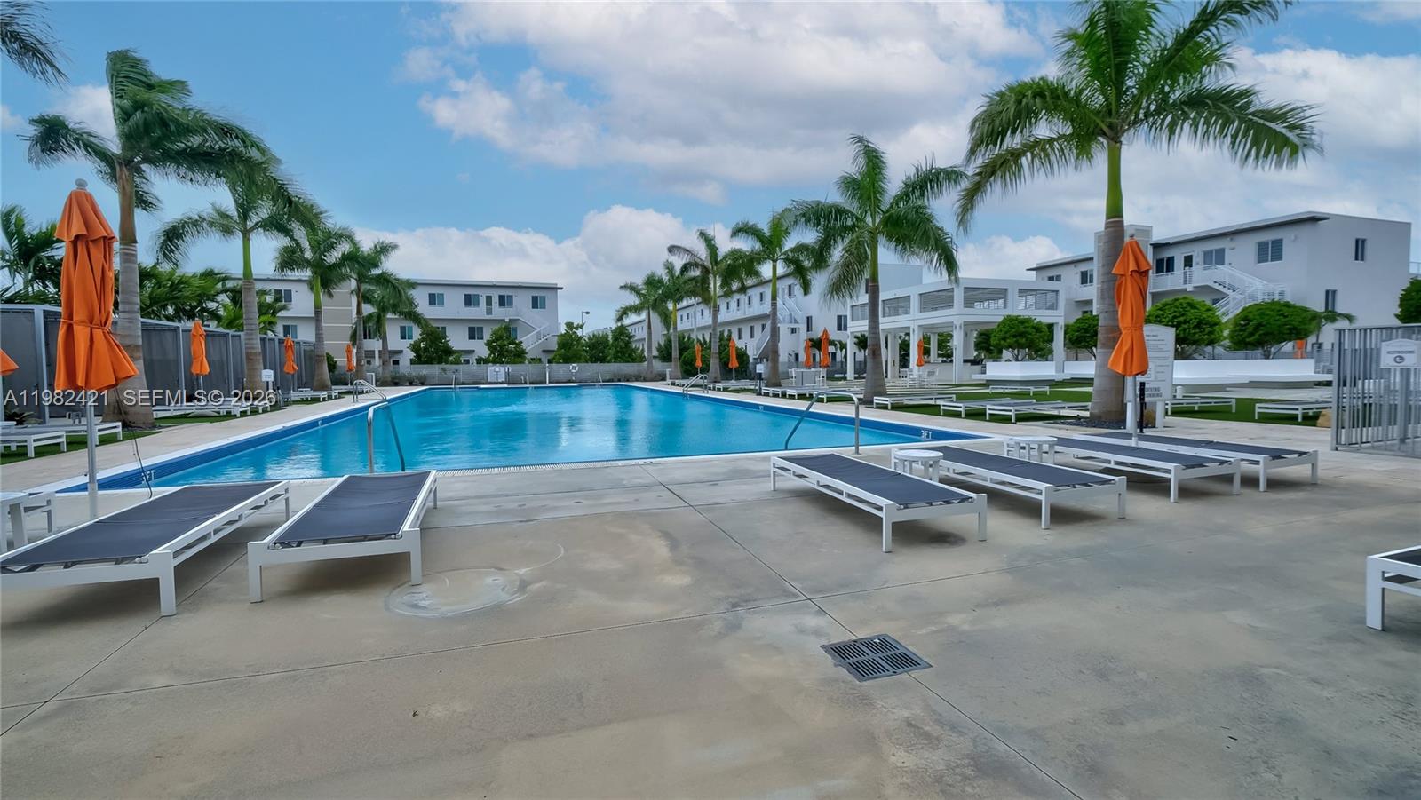 6630 NW 104th Path Doral, FL 33178