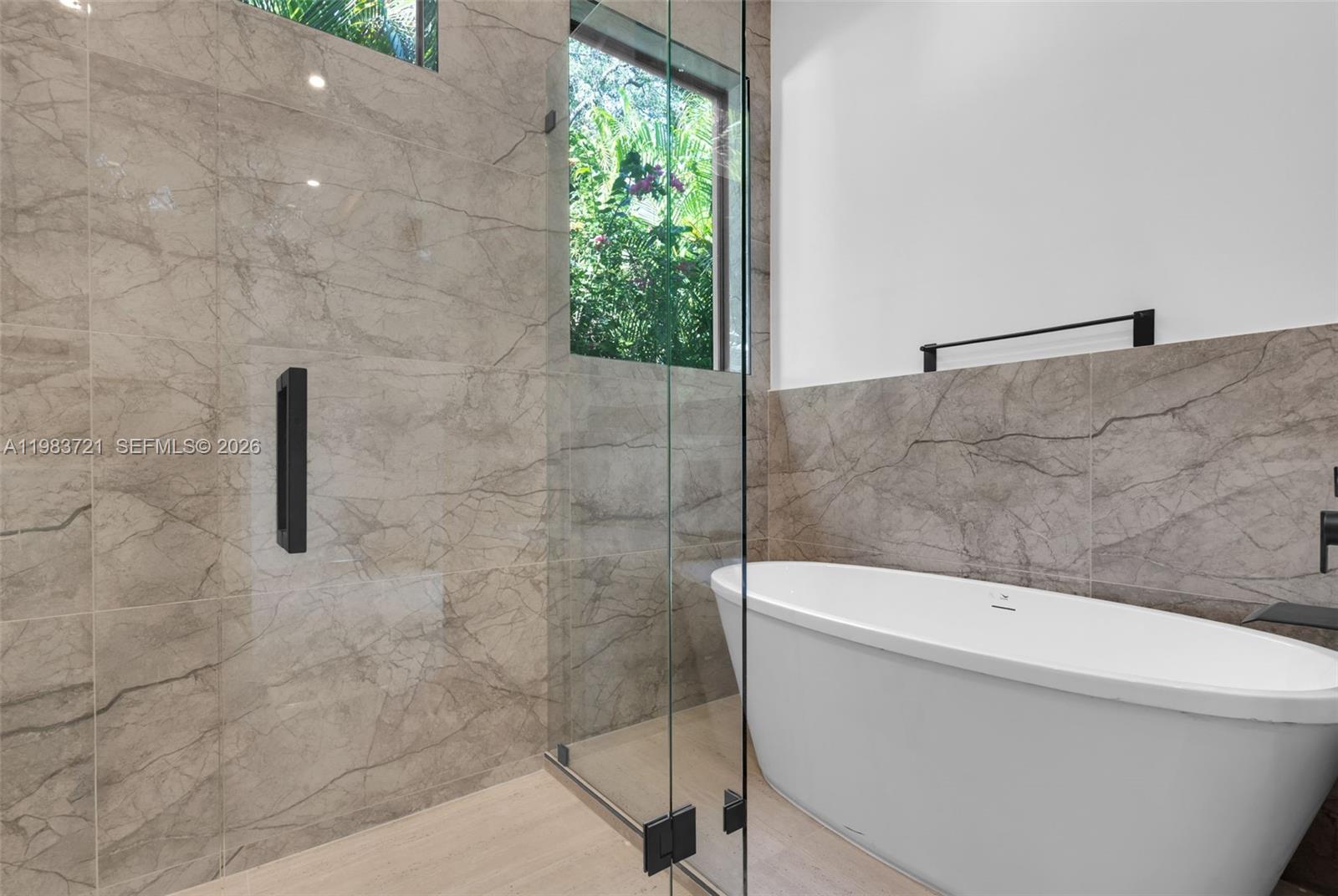 3905 SW 5th St #3905 Coral Gables, FL 33134