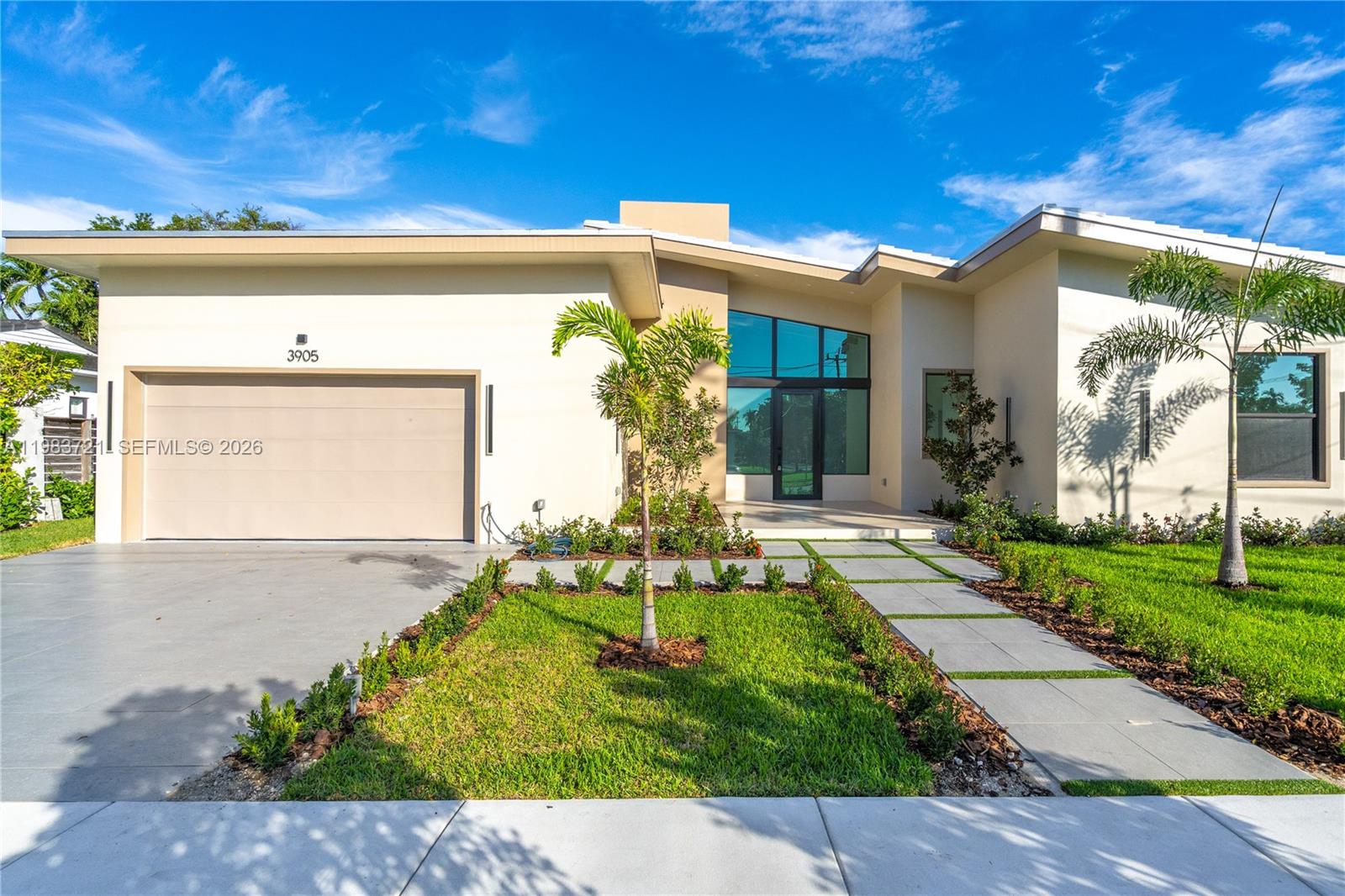 3905 SW 5th St #3905 Coral Gables, FL 33134