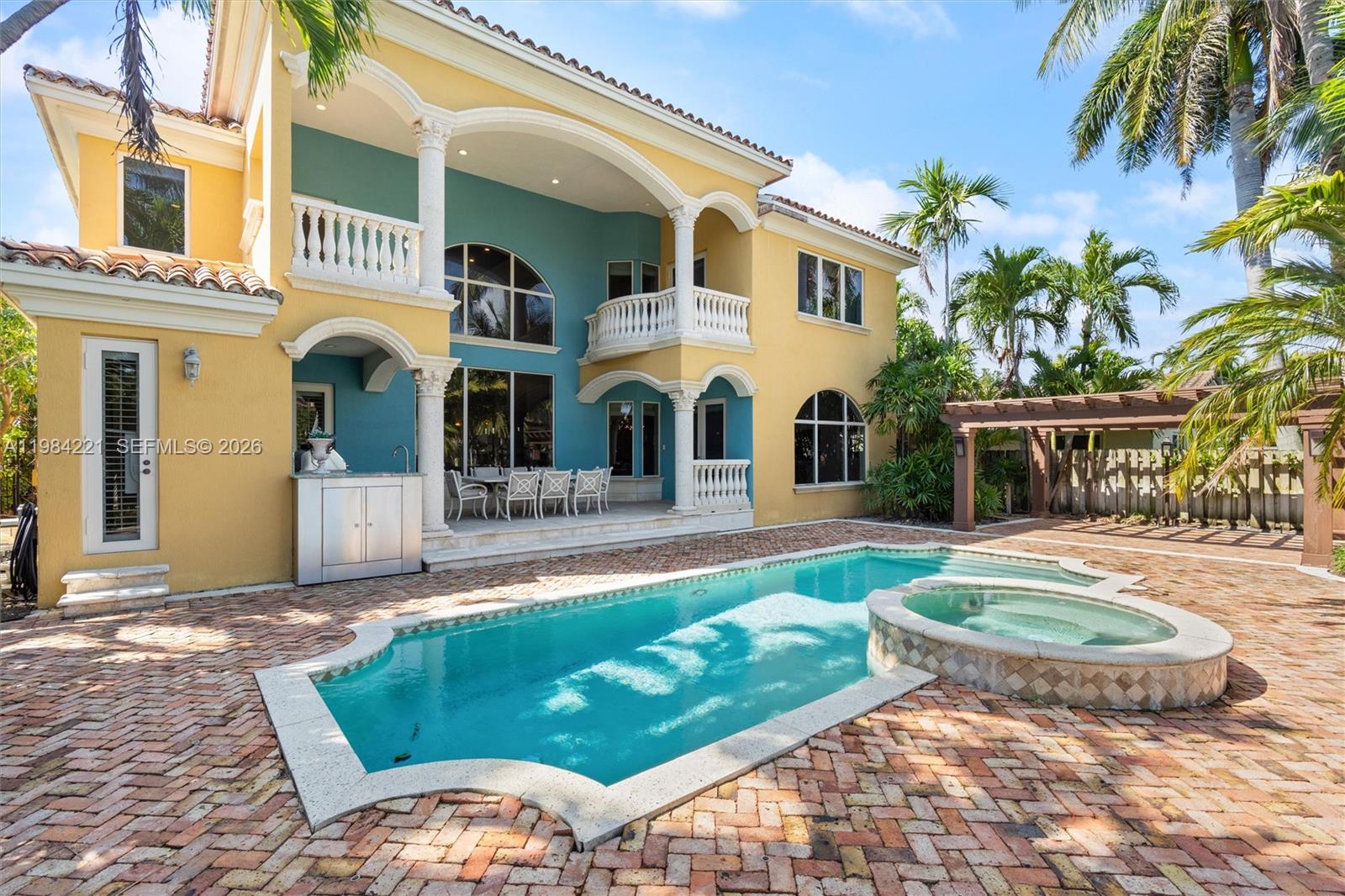 1701 SE 10th St Fort Lauderdale, FL 33316