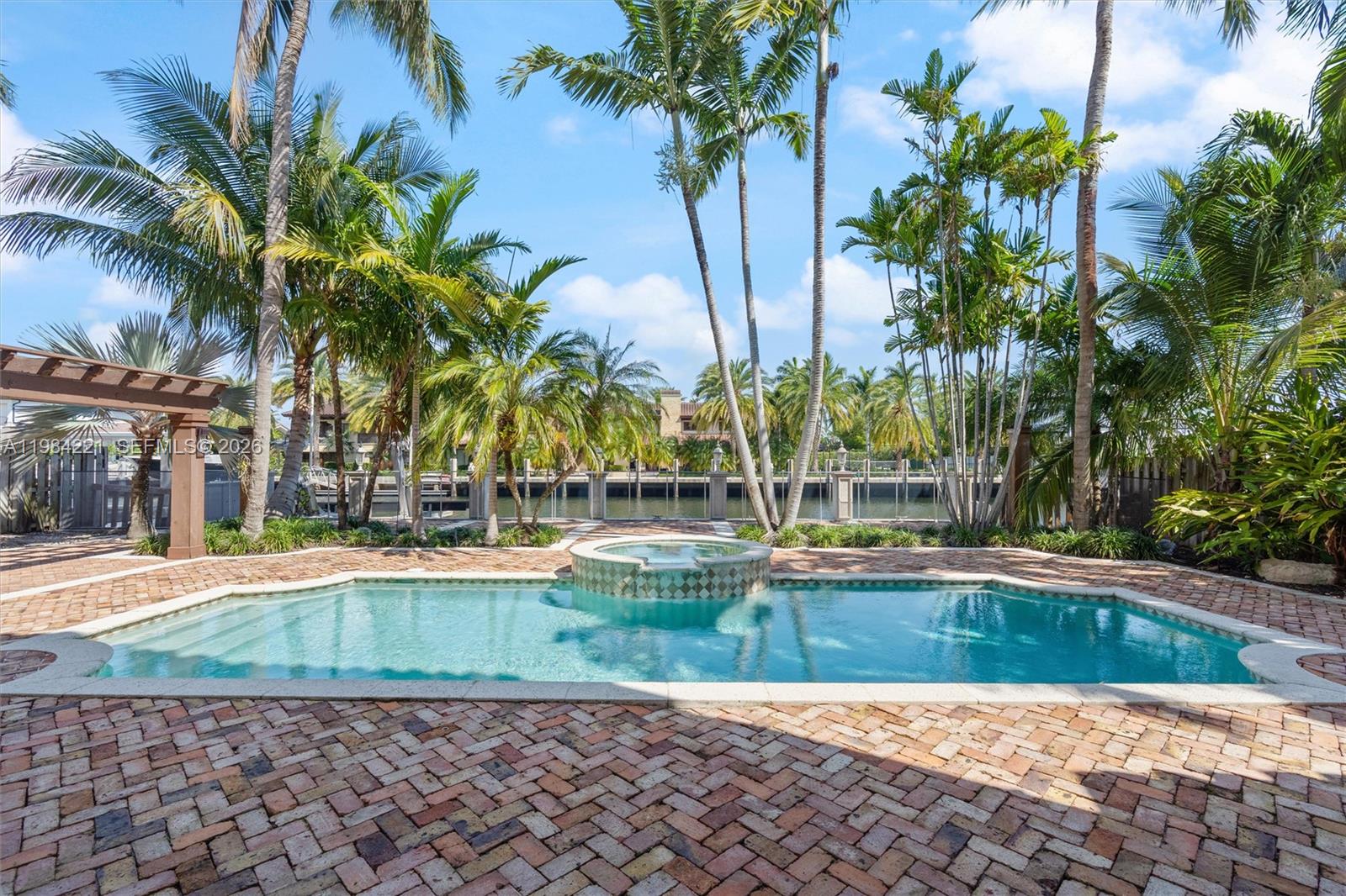 1701 SE 10th St Fort Lauderdale, FL 33316