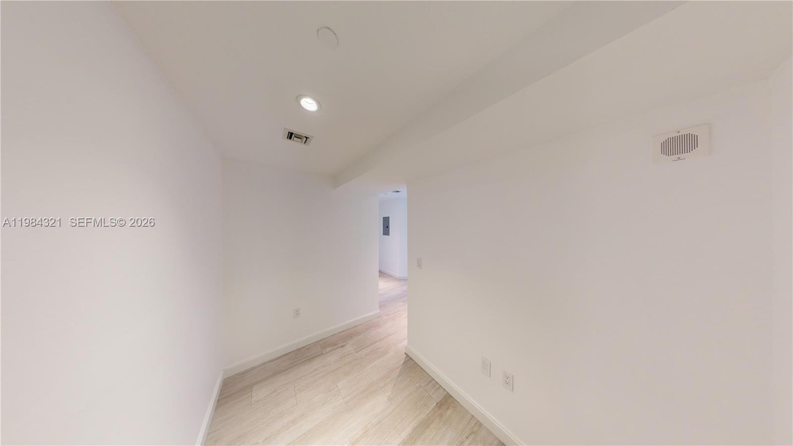 55 SW 9th St #2010 Miami, FL 33130