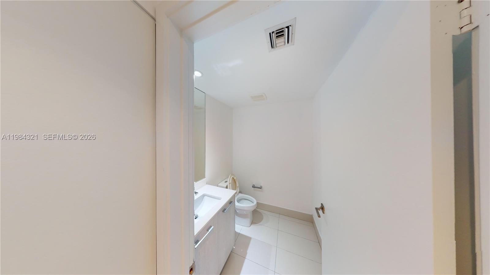 55 SW 9th St #2010 Miami, FL 33130