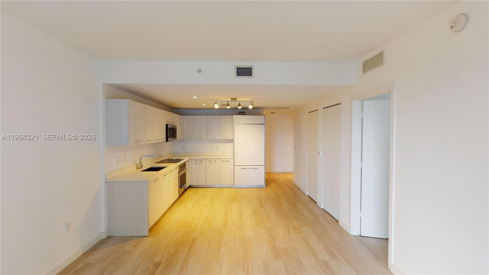 55 SW 9th St #2010 Miami, FL 33130