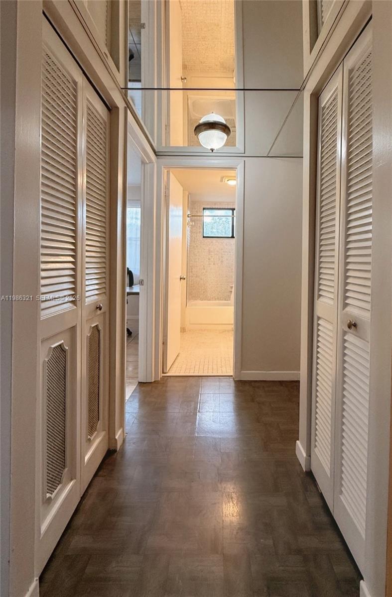 511 Ives Dairy Rd #301-6 Miami, FL 33179