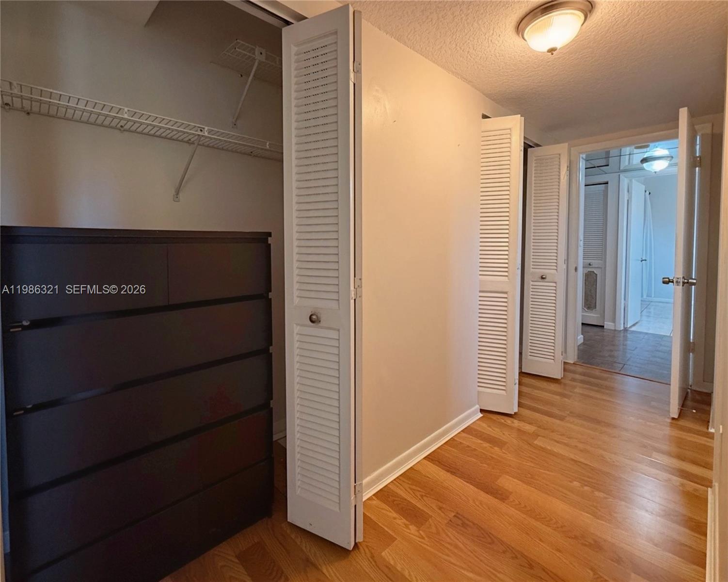 511 Ives Dairy Rd #301-6 Miami, FL 33179