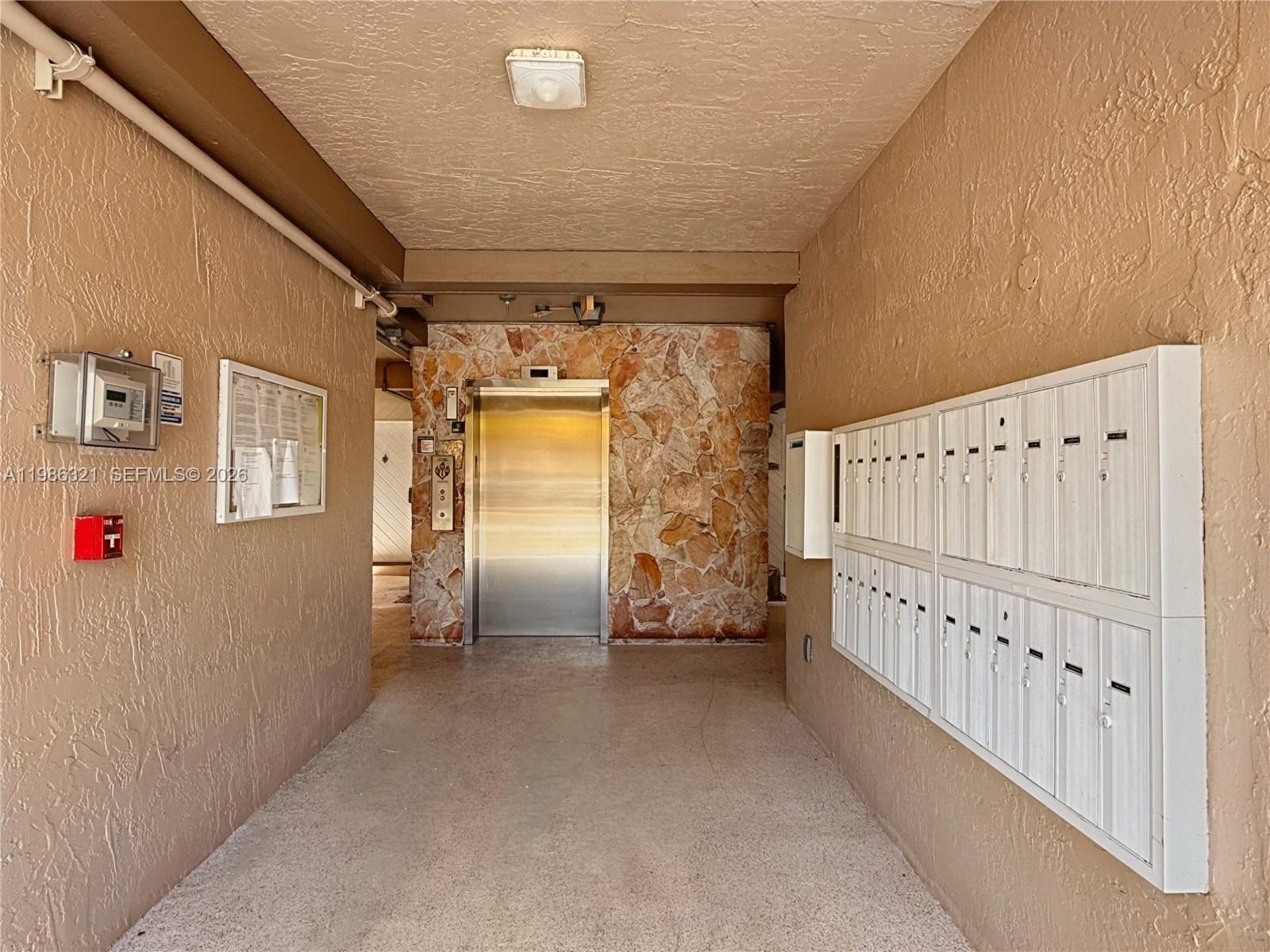 511 Ives Dairy Rd #301-6 Miami, FL 33179