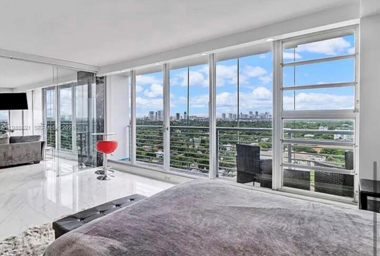 1720 Harrison St #15A