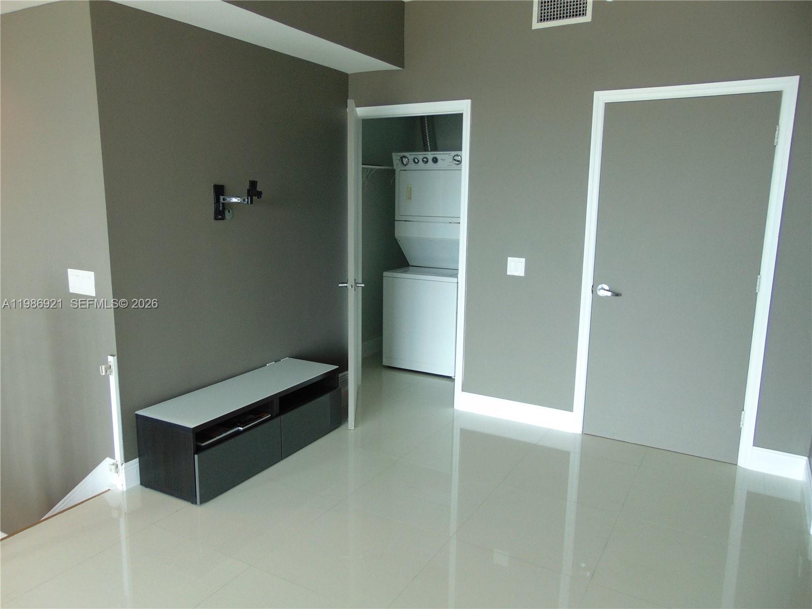 image Infinity at Brickell5