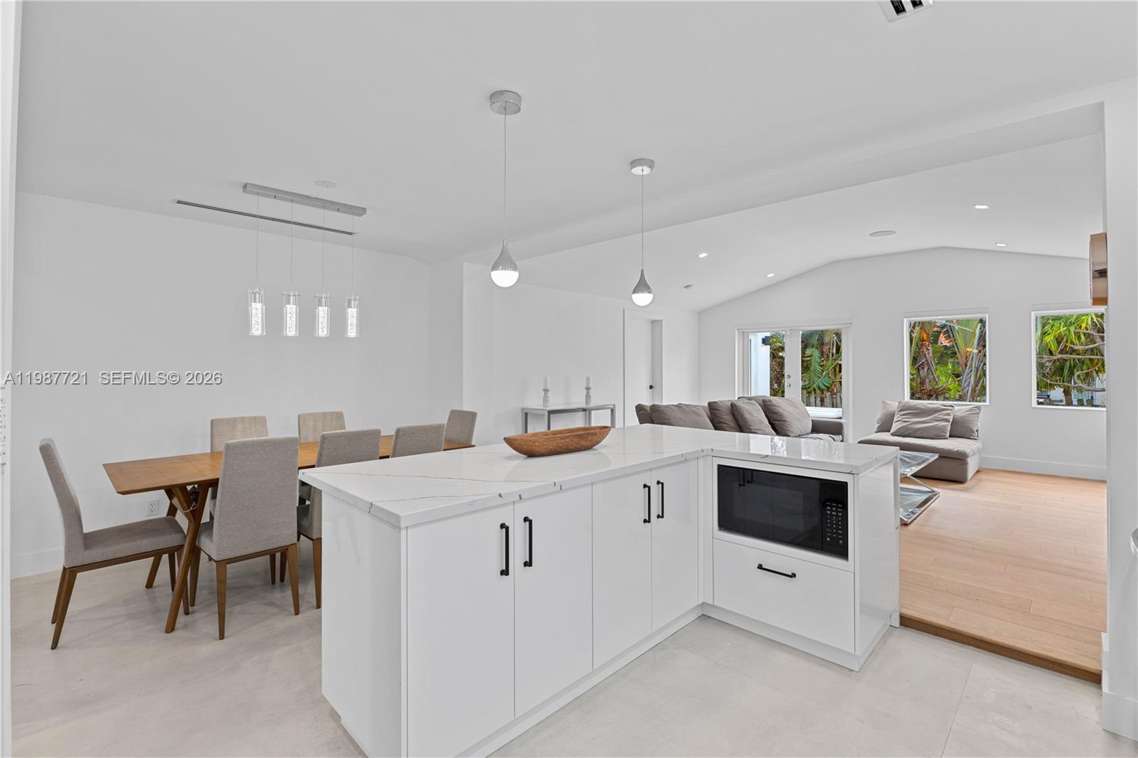 8926 Emerson Ave Surfside, FL 33154