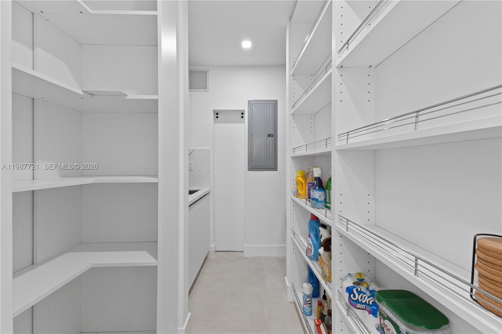 8926 Emerson Ave Surfside, FL 33154