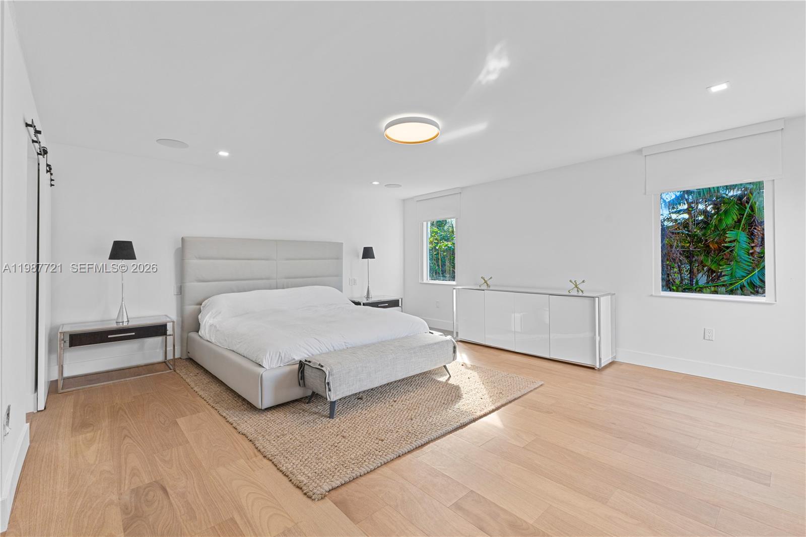 8926 Emerson Ave Surfside, FL 33154