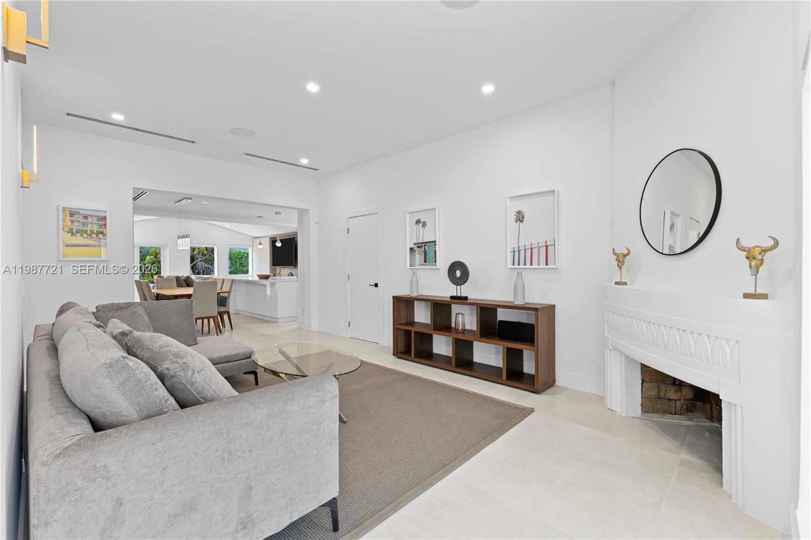 8926 Emerson Ave Surfside, FL 33154