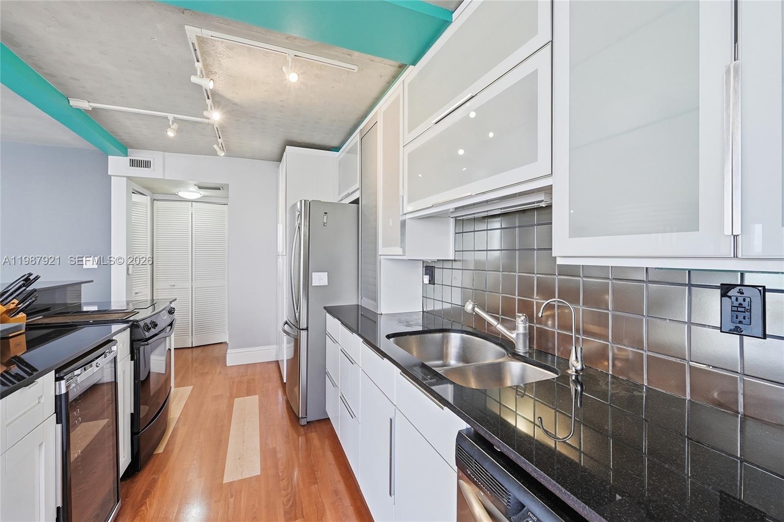 2800 E Sunrise Blvd #7F Fort Lauderdale, FL 33304