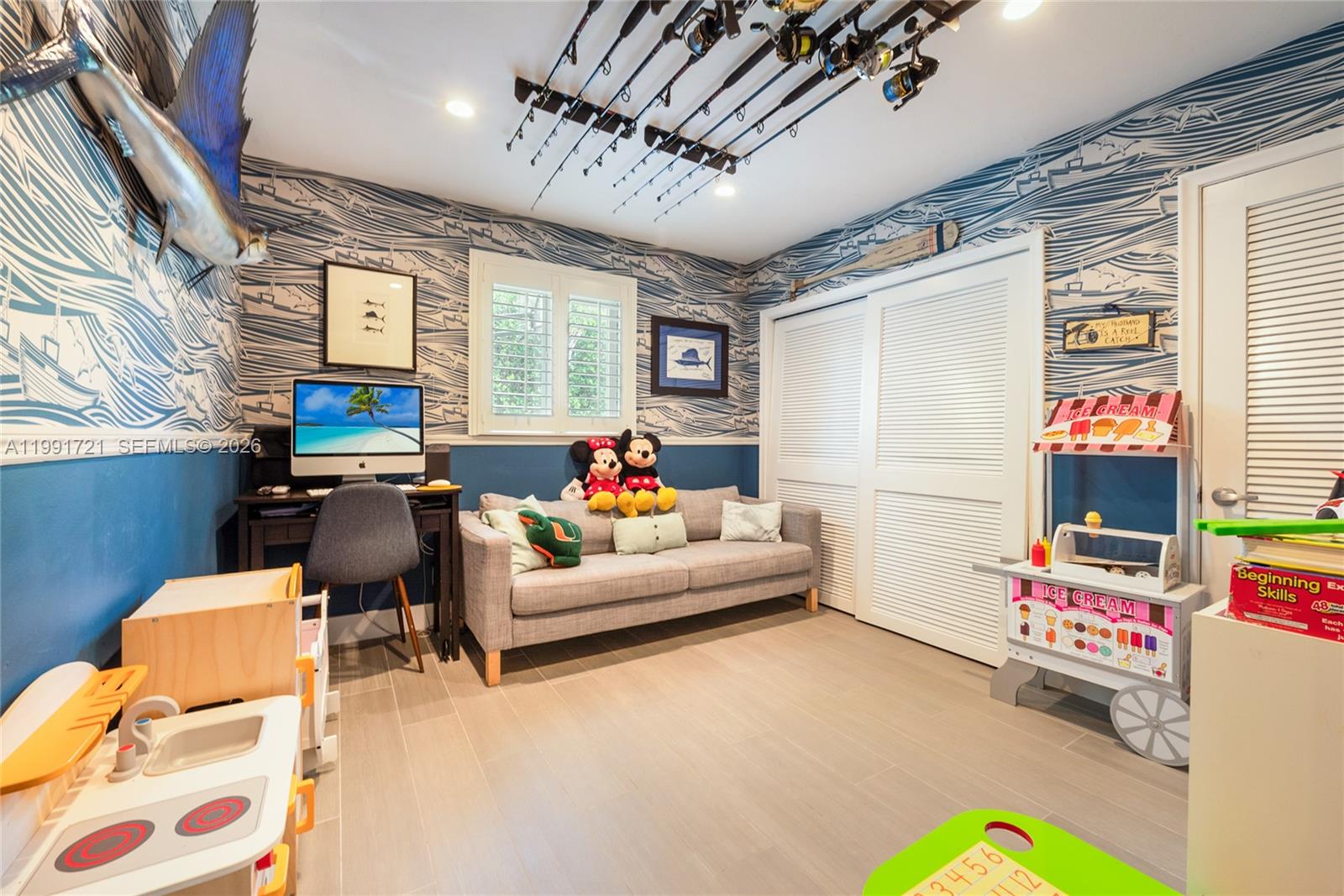 10330 SW 71st Ave Pinecrest, FL 33156