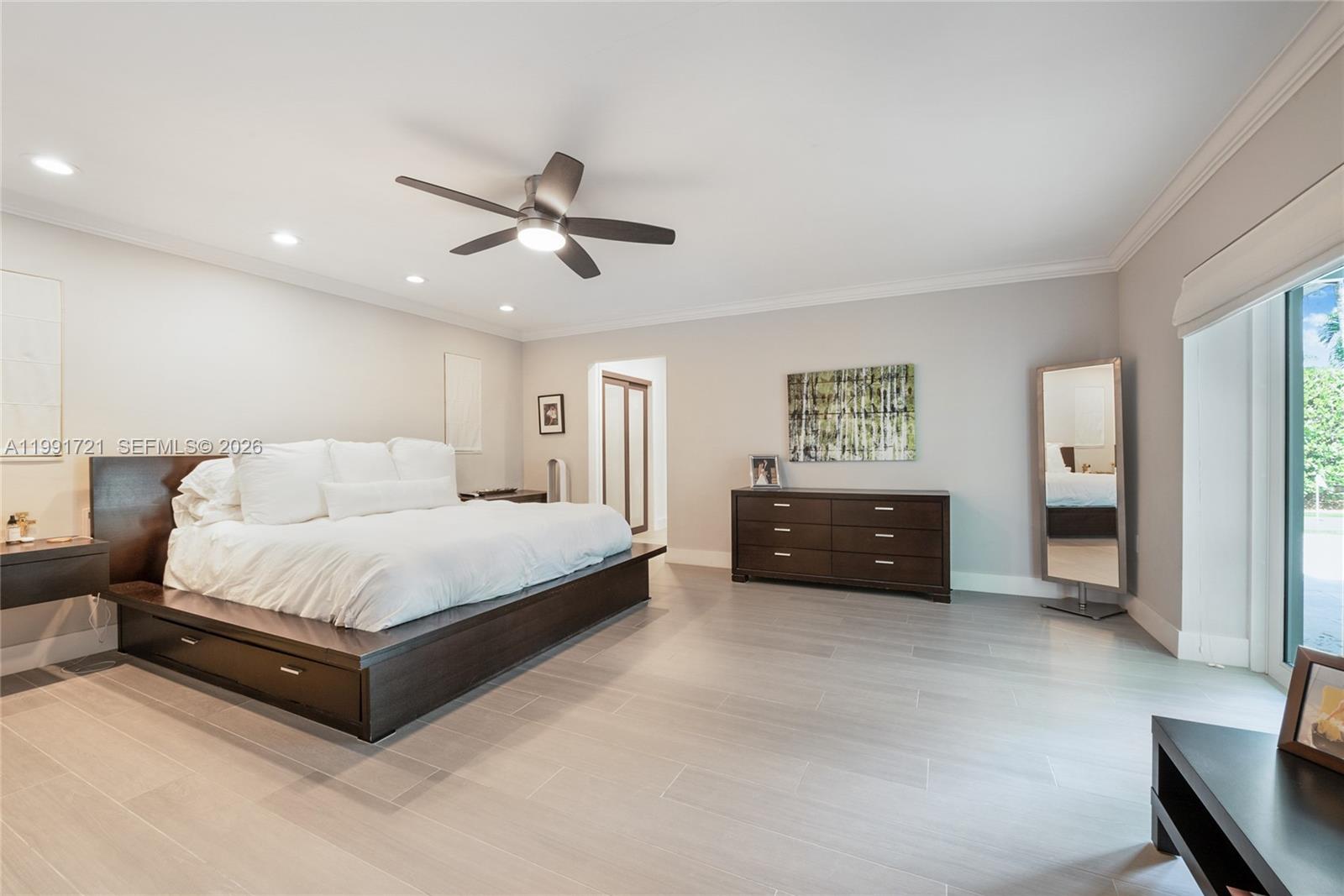 10330 SW 71st Ave Pinecrest, FL 33156