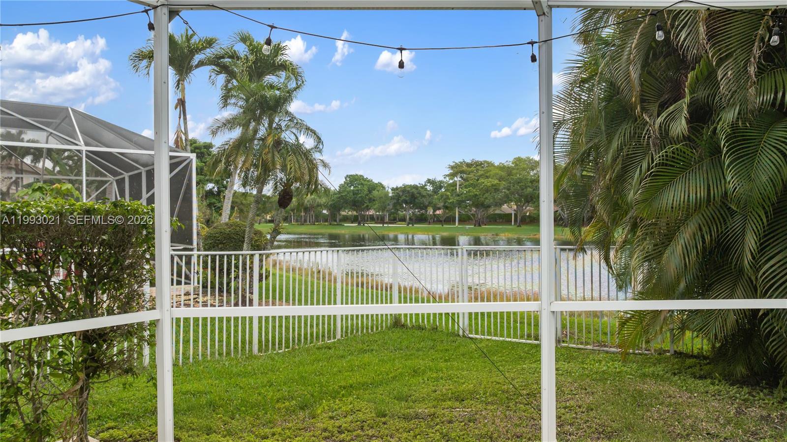 4128 Amber Ln Weston, FL 33331