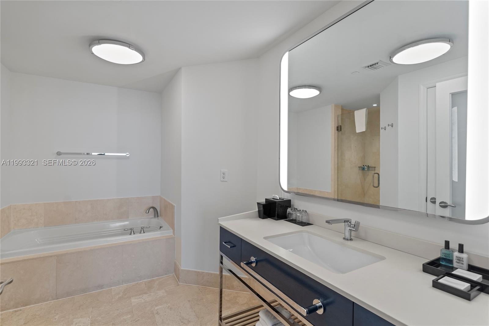 4401 Collins Ave #2610/2612 Miami Beach, FL 33140