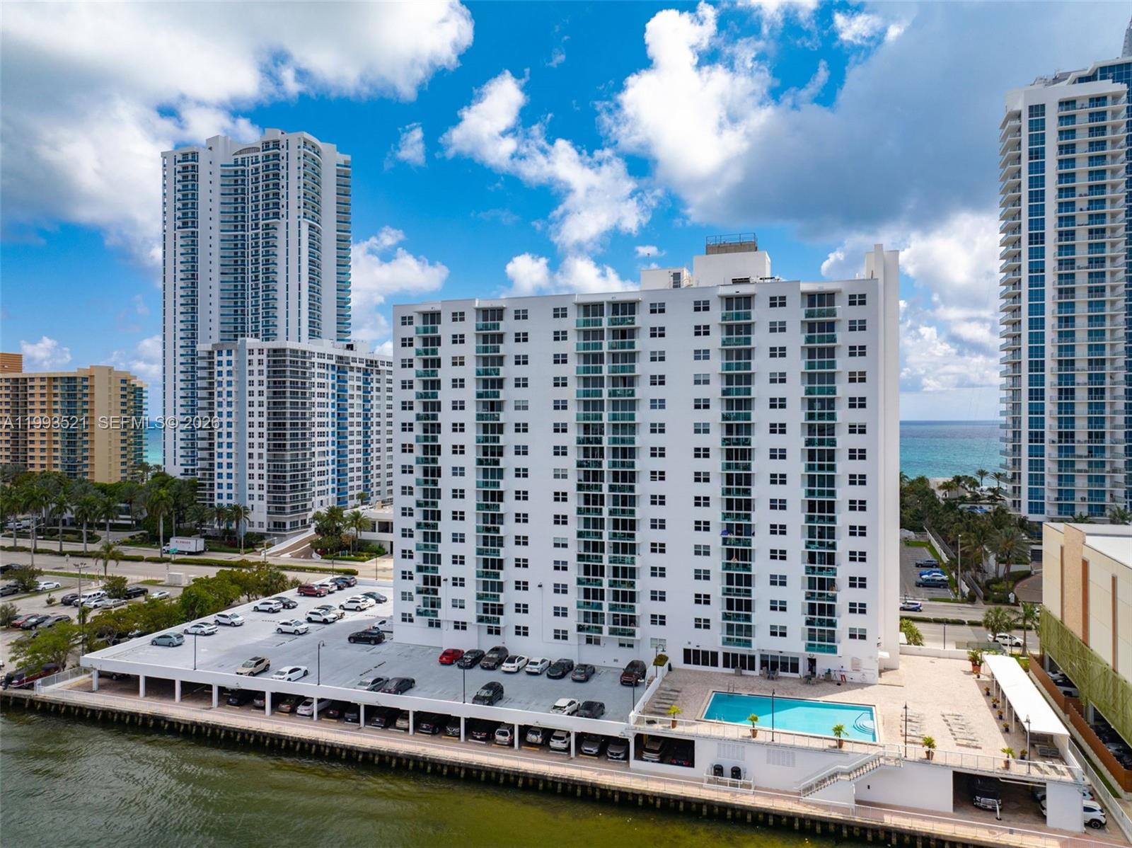 3000 S Ocean Dr #606 Hollywood, FL 33019