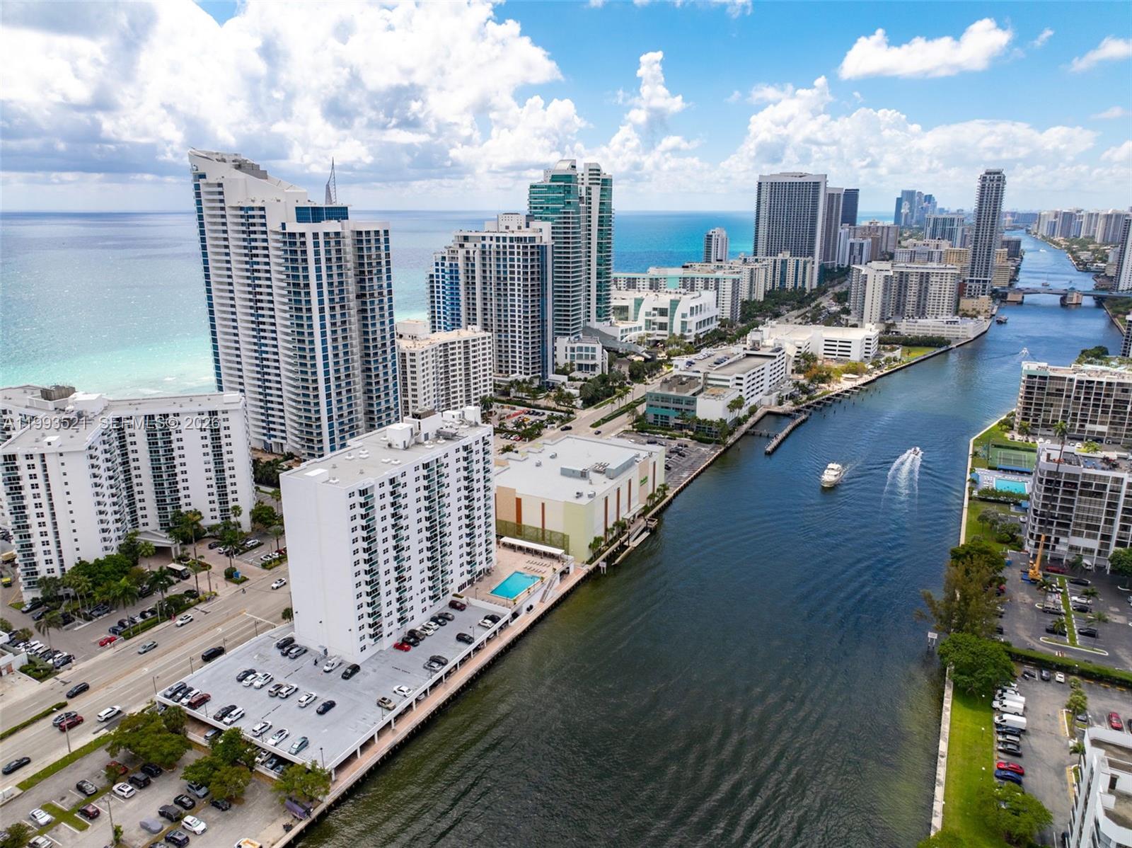 3000 S Ocean Dr #606 Hollywood, FL 33019