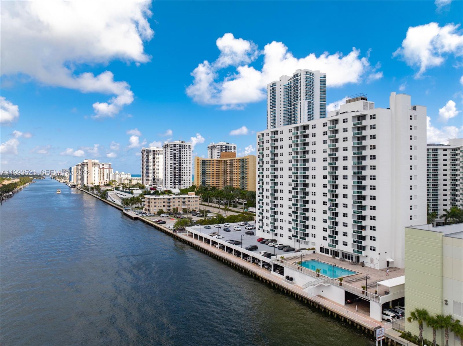 3000 S Ocean Dr #606 Hollywood, FL 33019