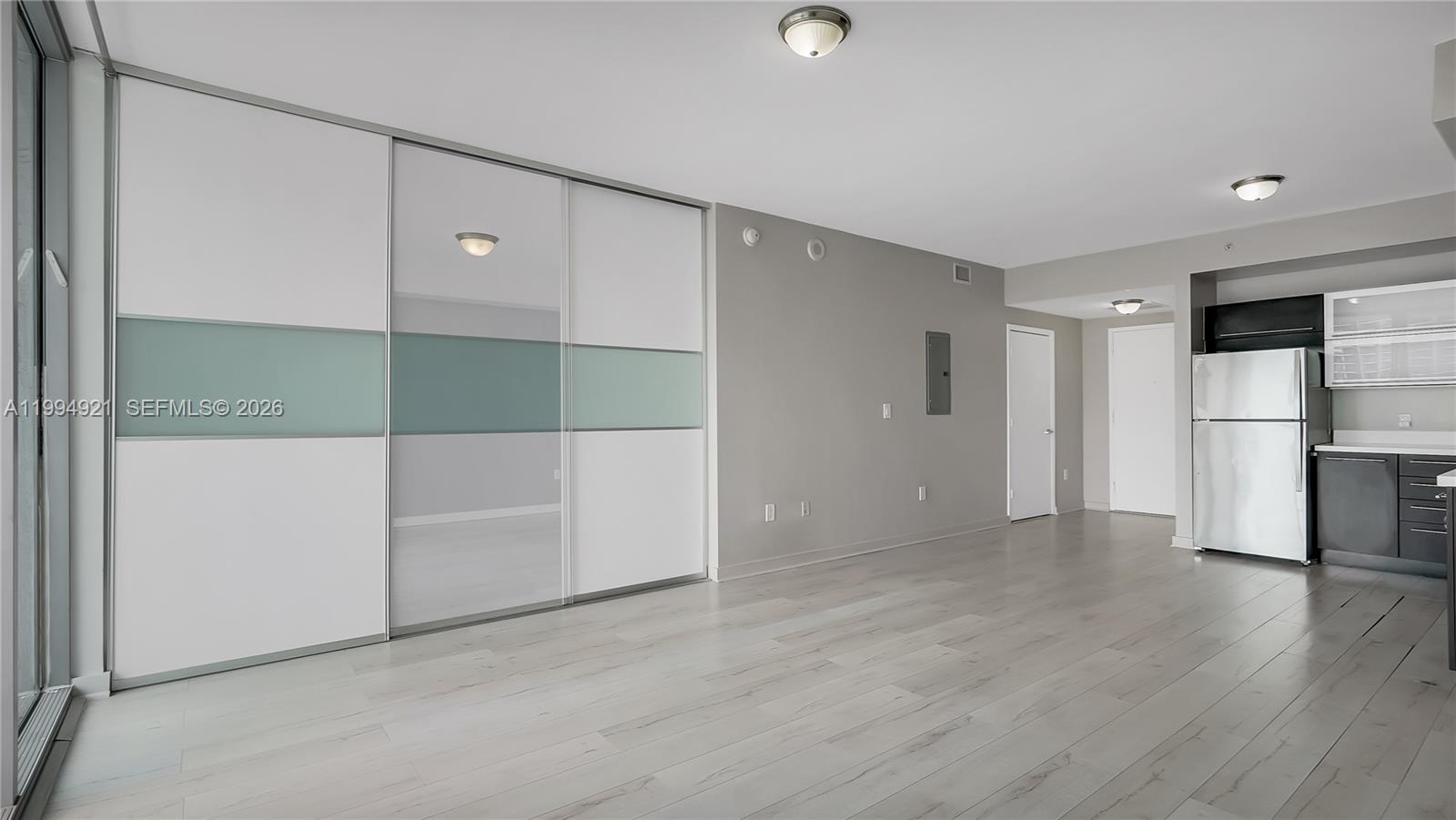 90 SW 3rd St #3003 Miami, FL 33130