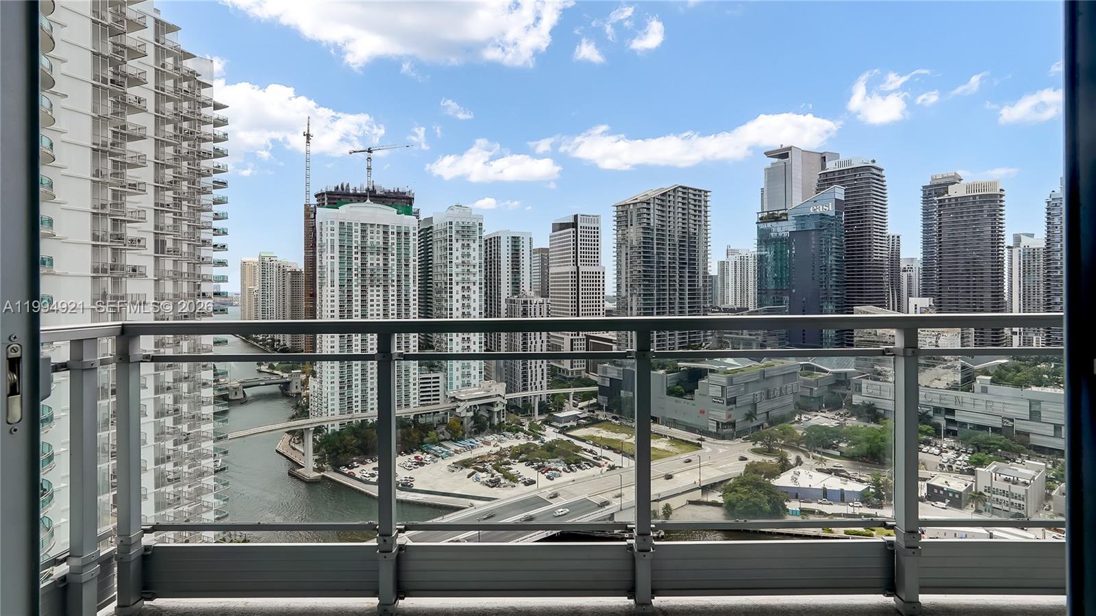 90 SW 3rd St #3003 Miami, FL 33130