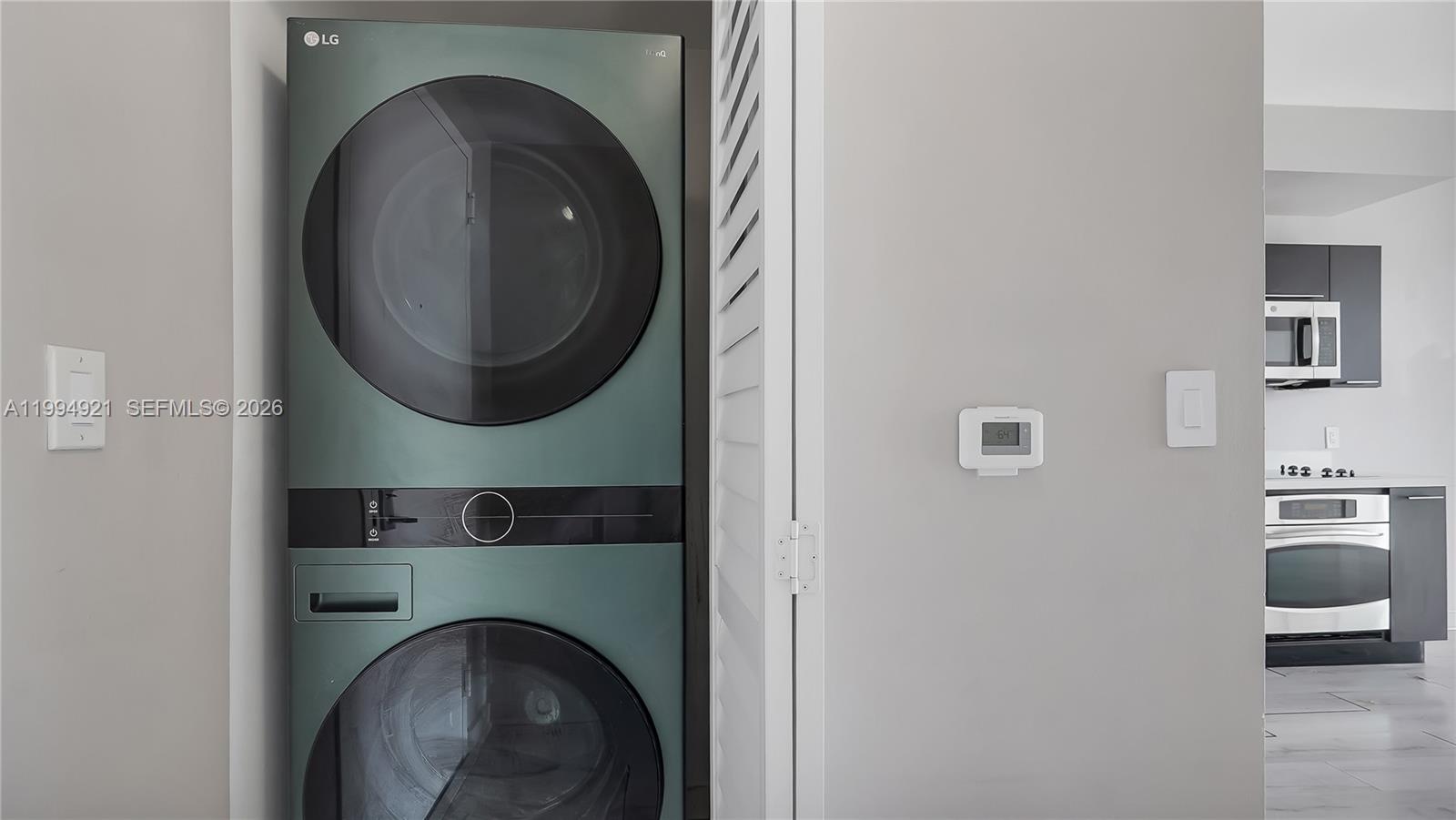 90 SW 3rd St #3003 Miami, FL 33130