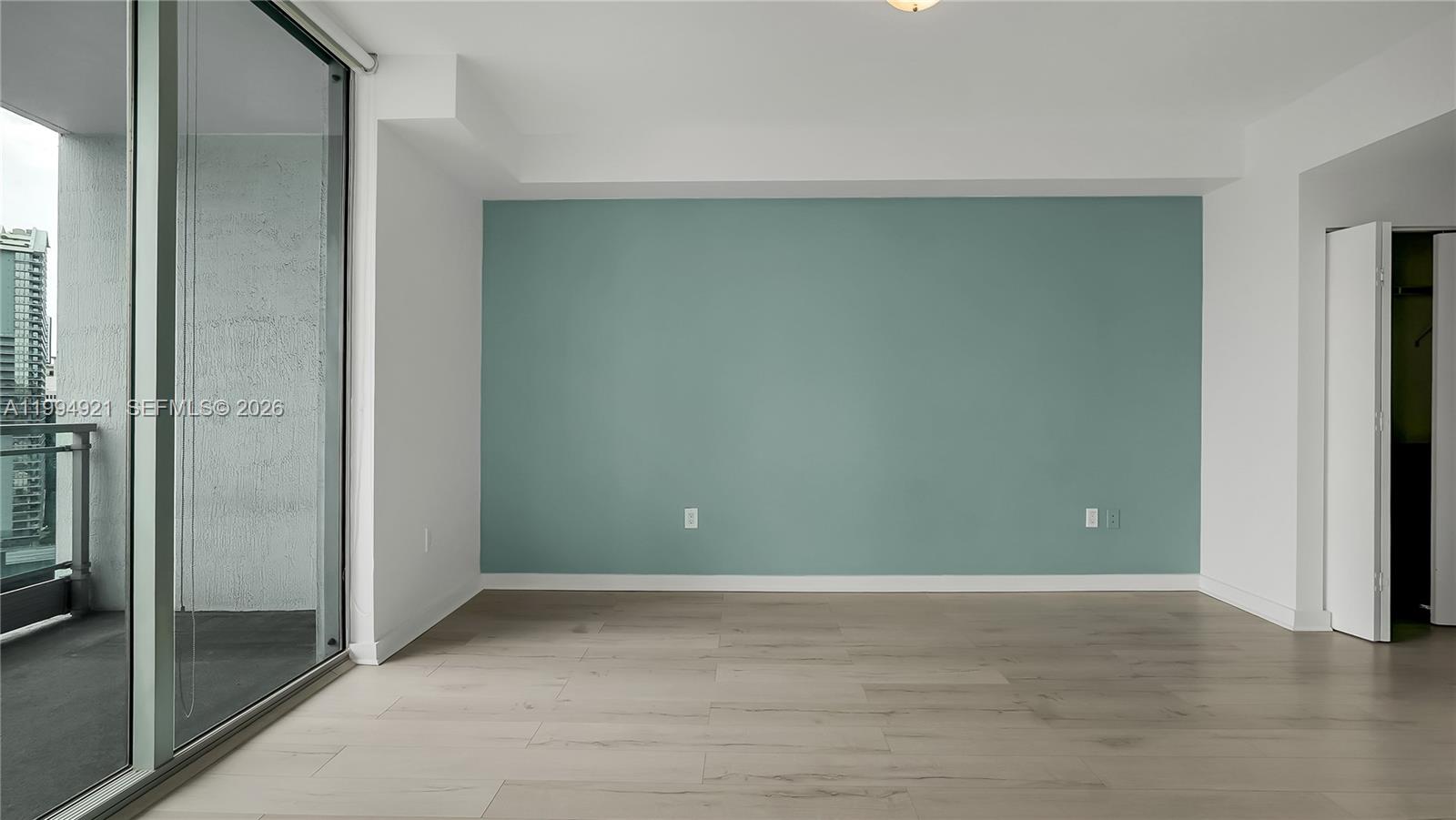 90 SW 3rd St #3003 Miami, FL 33130