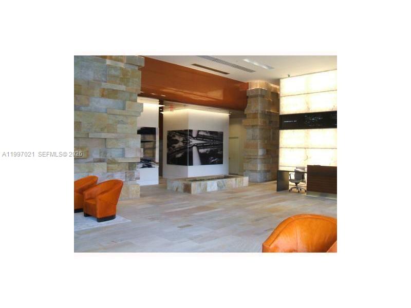 image 500 Brickell West18