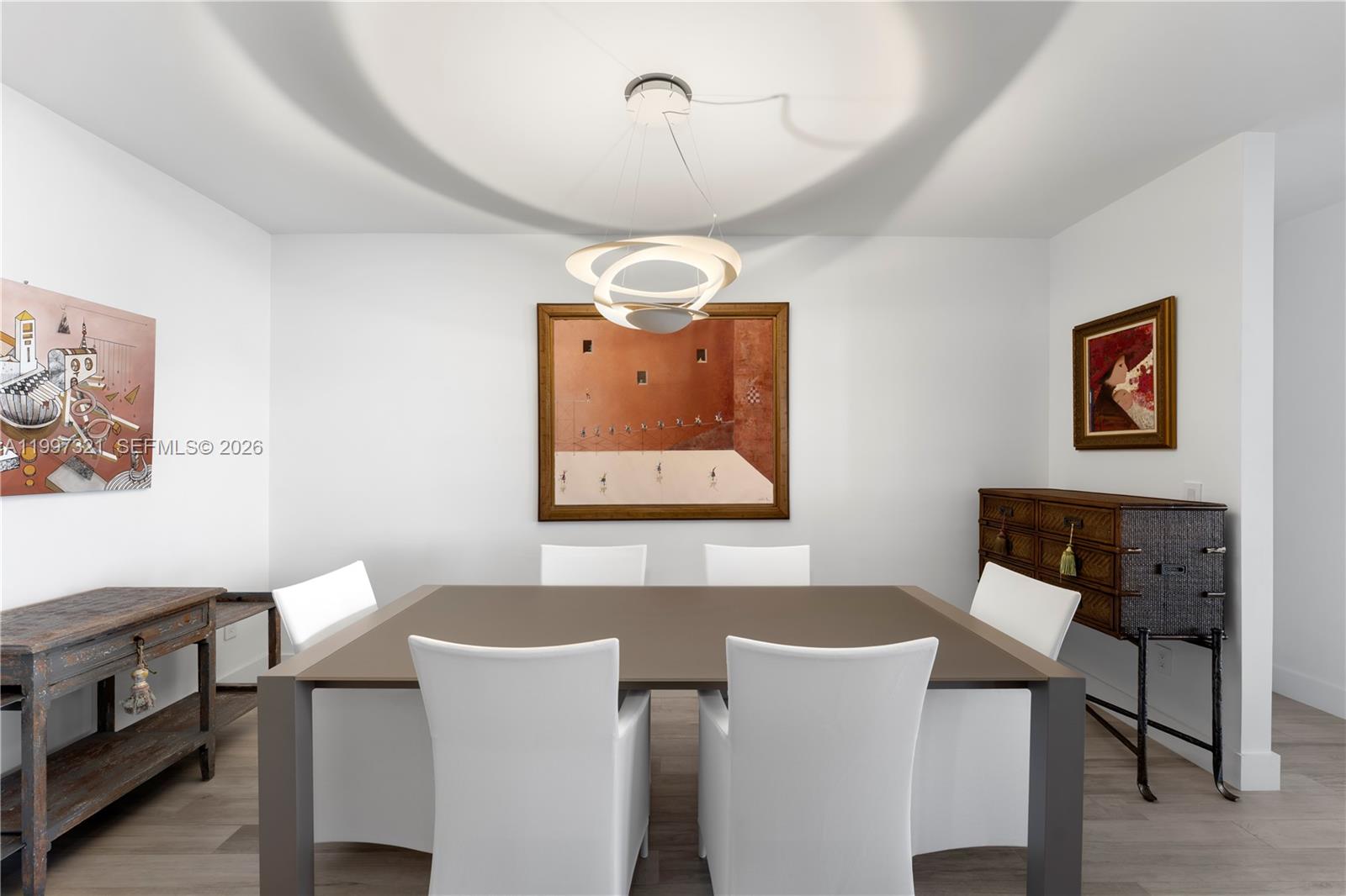 791 Crandon Blvd #405 Key Biscayne, FL 33149