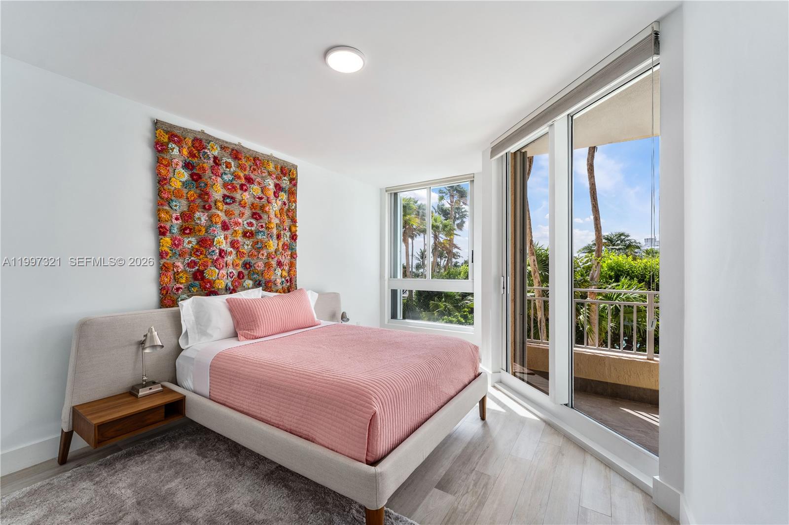 791 Crandon Blvd #405 Key Biscayne, FL 33149