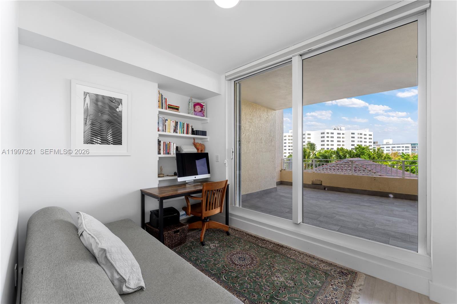 791 Crandon Blvd #405 Key Biscayne, FL 33149