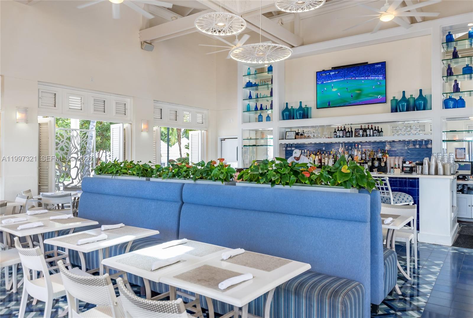 791 Crandon Blvd #405 Key Biscayne, FL 33149