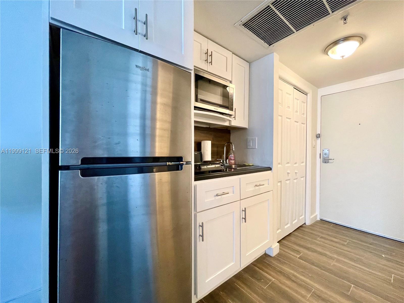 19201 Collins Ave #504 Sunny Isles Beach, FL 33160