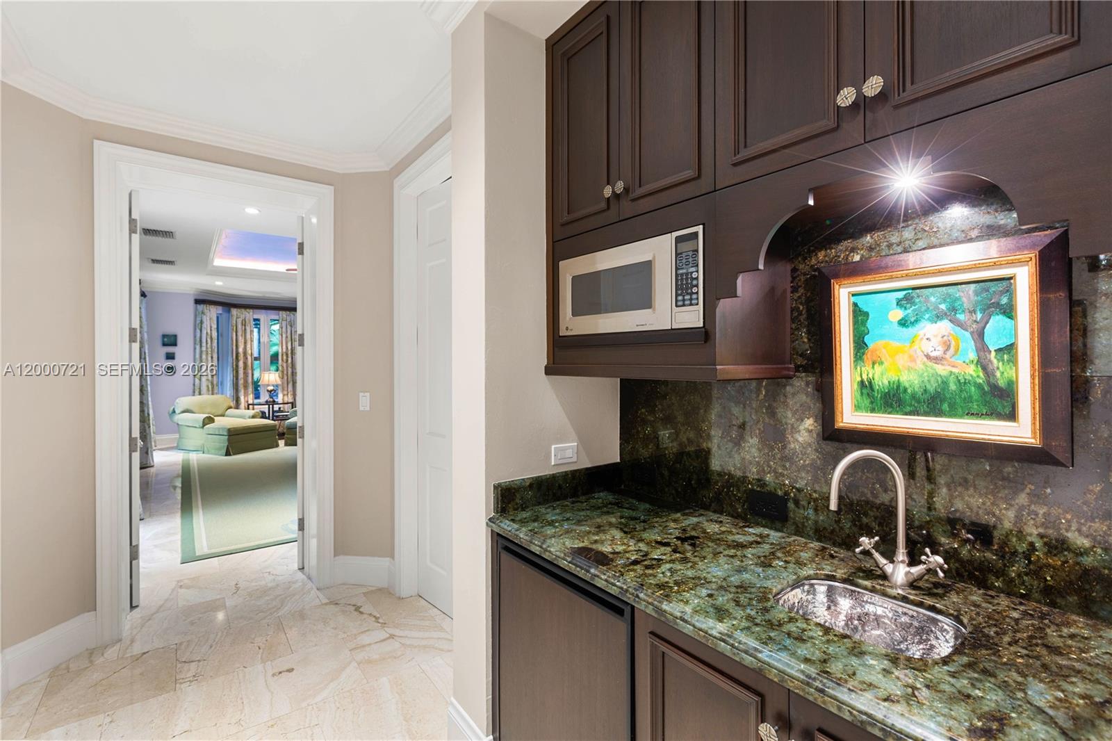 4867 SW 82nd St Miami, FL 33143