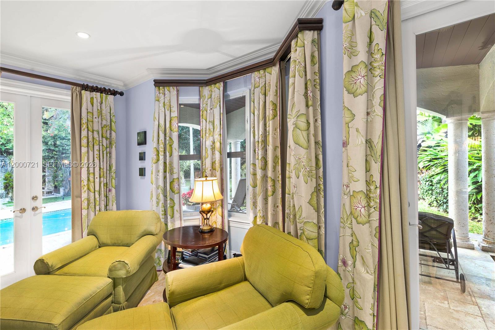 4867 SW 82nd St Miami, FL 33143