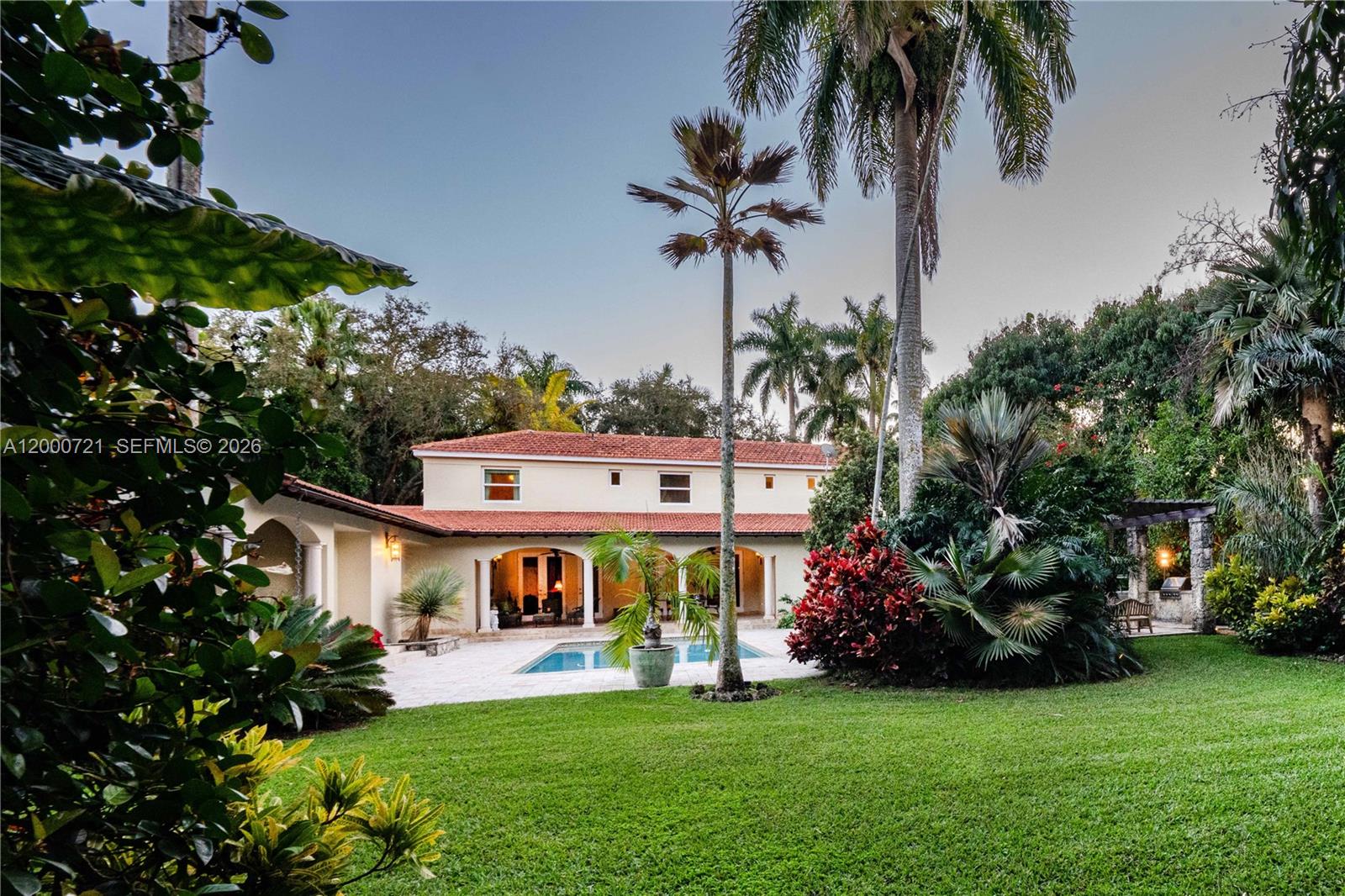 4867 SW 82nd St Miami, FL 33143