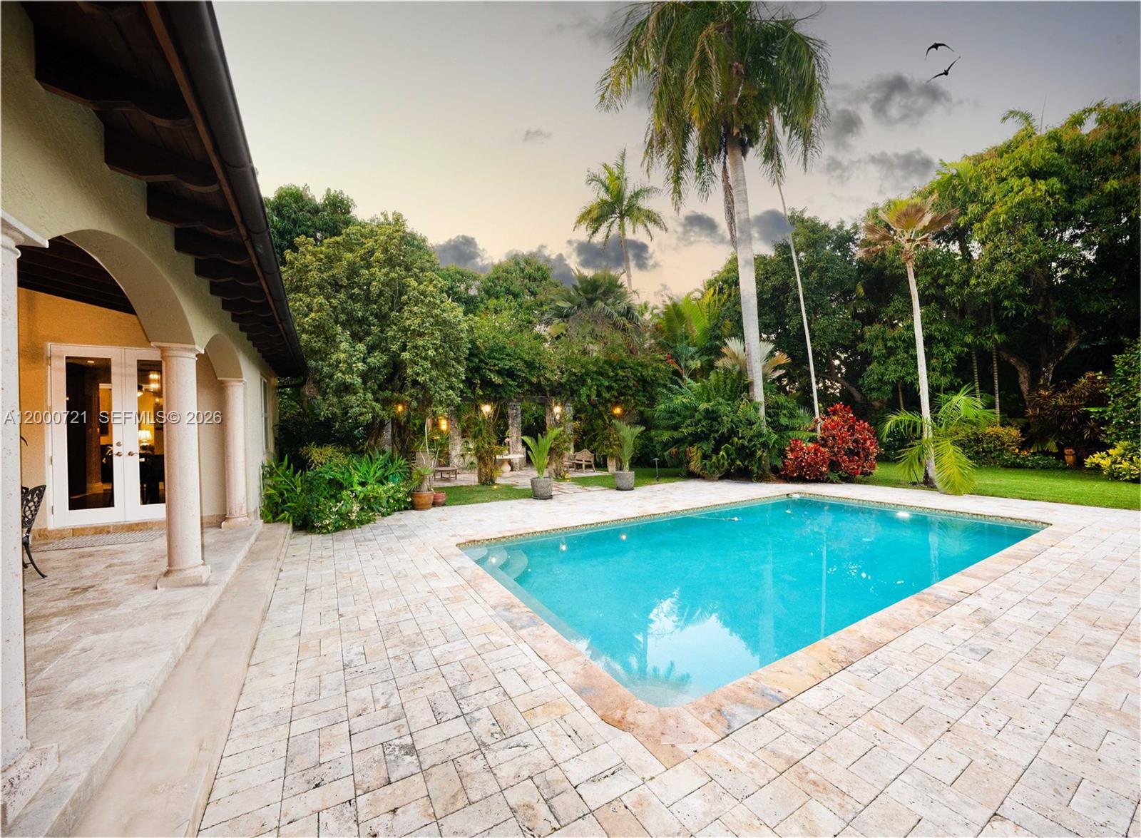 4867 SW 82nd St Miami, FL 33143