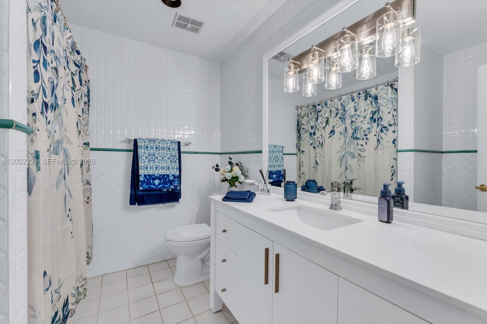 9941 SW 143rd St Miami, FL 33176