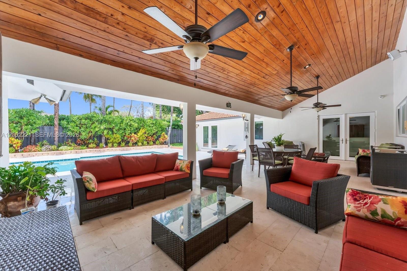 9941 SW 143rd St Miami, FL 33176