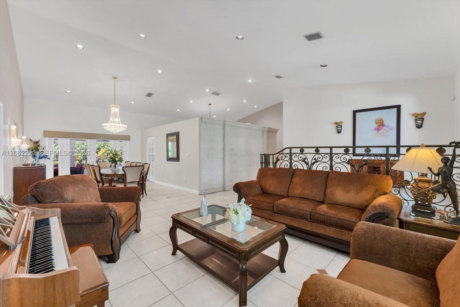 9941 SW 143rd St Miami, FL 33176