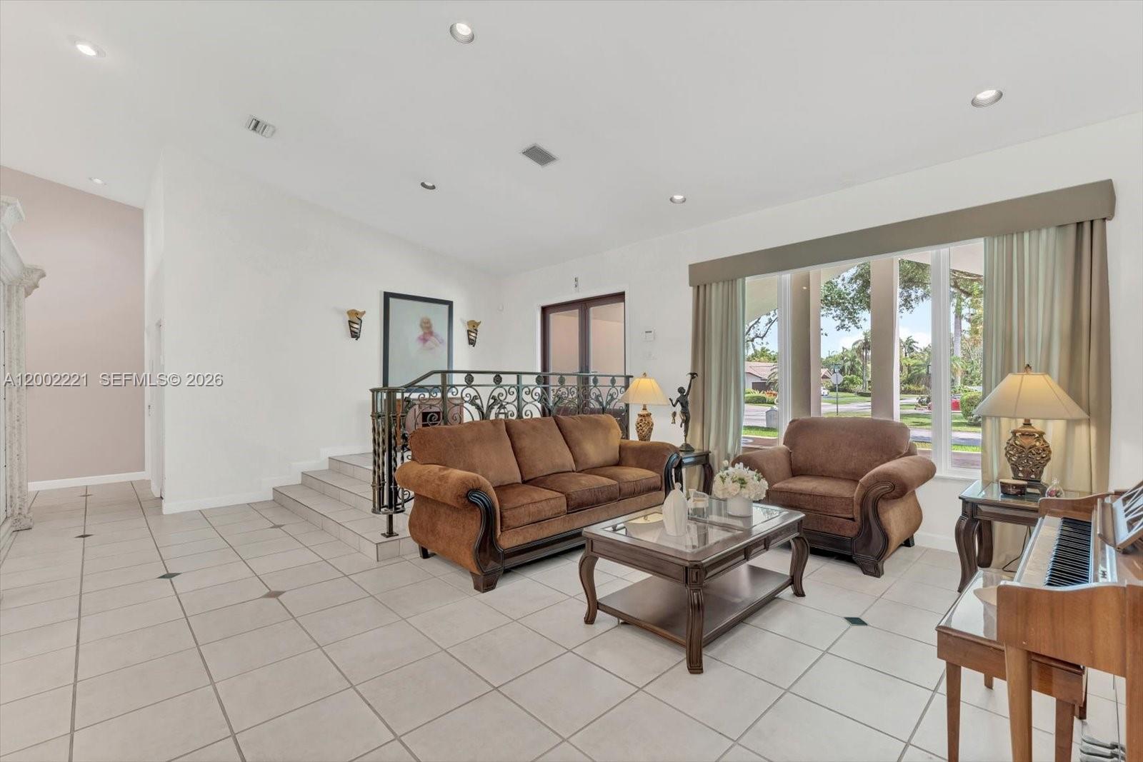 9941 SW 143rd St Miami, FL 33176