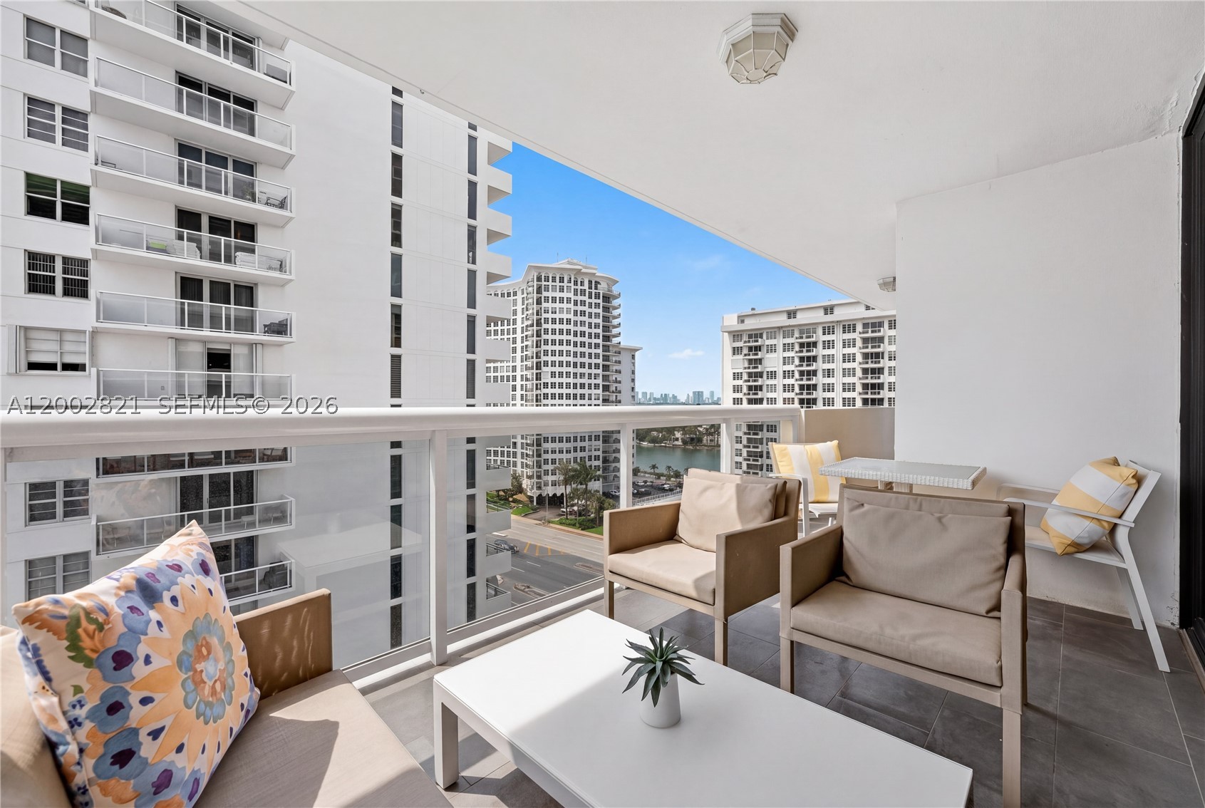 5757 Collins Ave #1104 Miami Beach, FL 33140