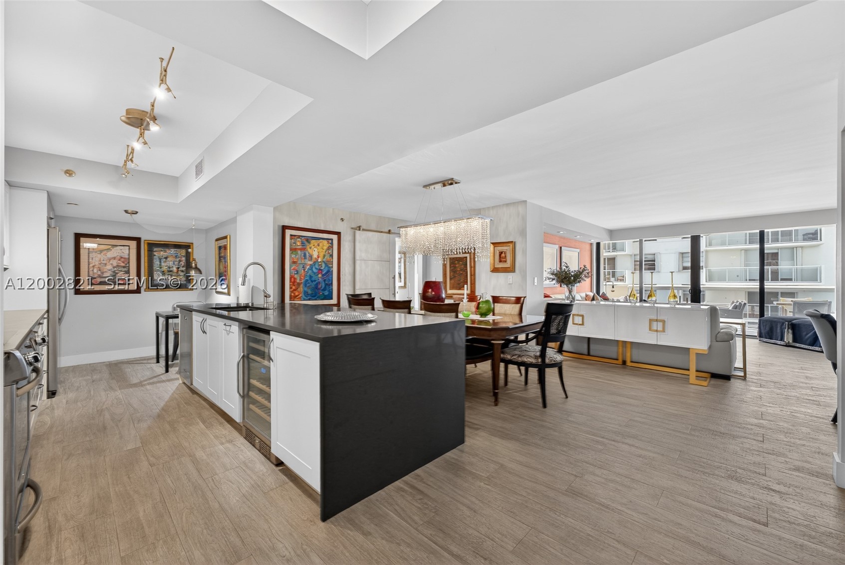 5757 Collins Ave #1104 Miami Beach, FL 33140