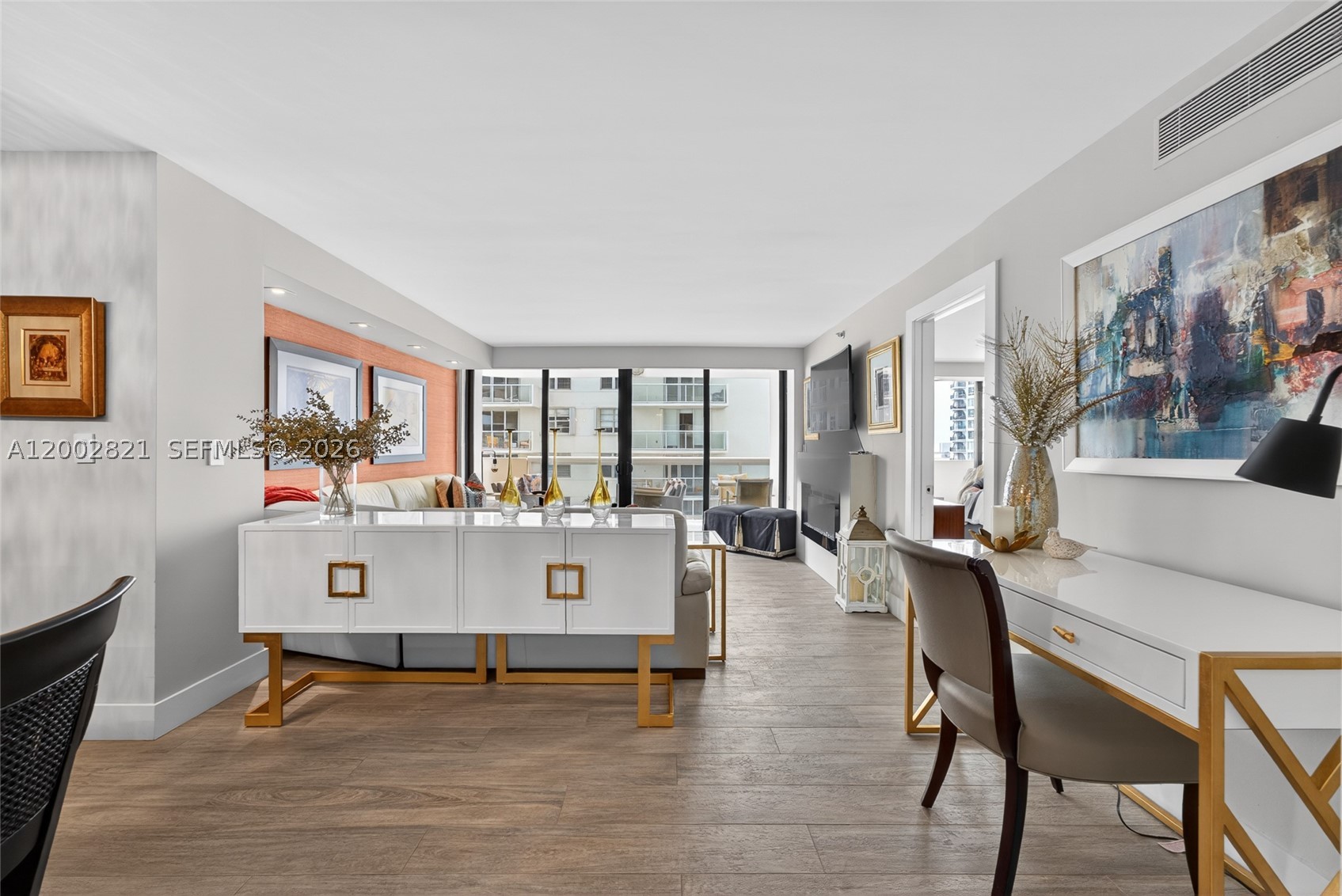 5757 Collins Ave #1104 Miami Beach, FL 33140
