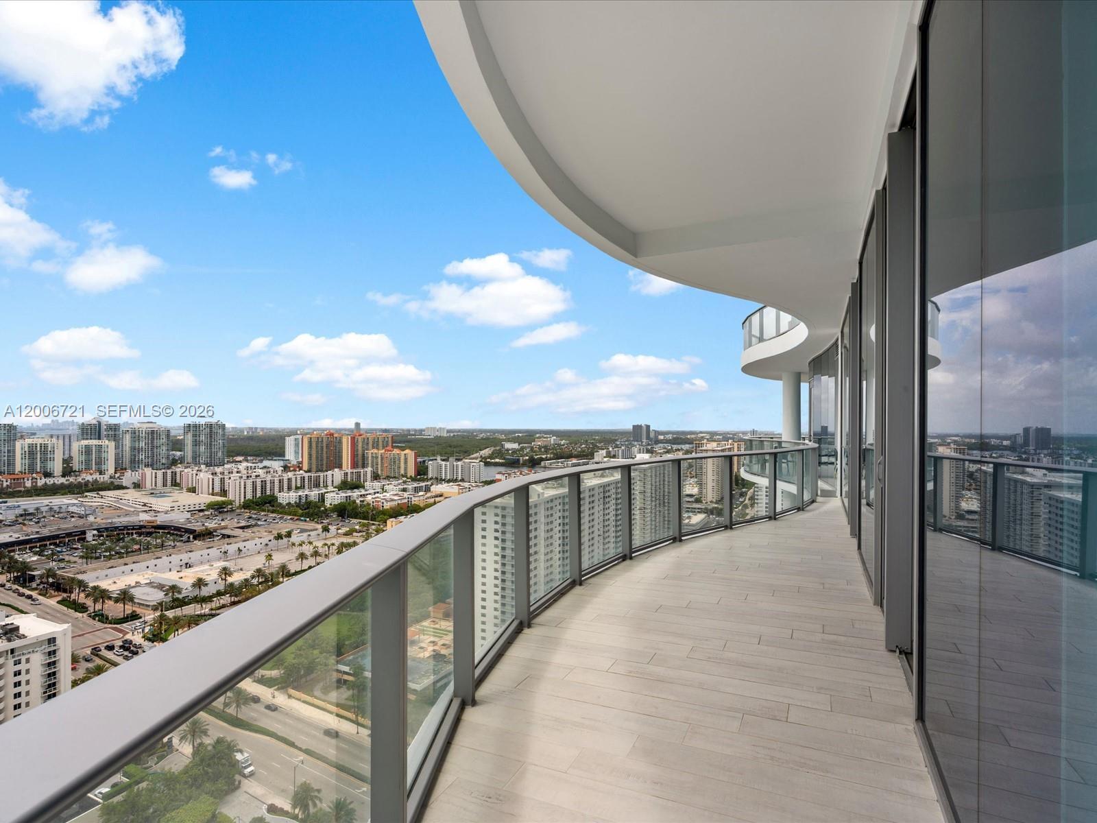 17475 Collins Ave #2302 Sunny Isles Beach, FL 33160
