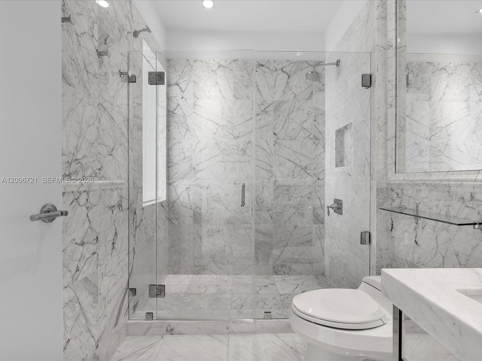17475 Collins Ave #2302 Sunny Isles Beach, FL 33160