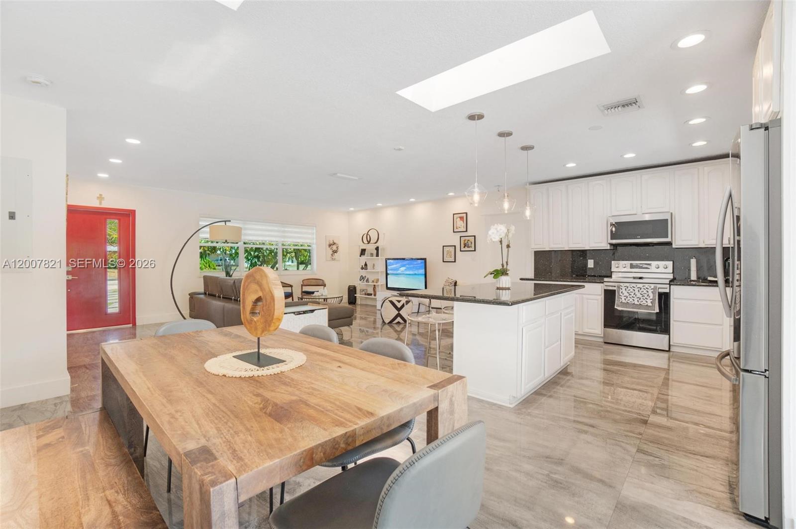 Undisclosed Address Palmetto Bay, FL 33176